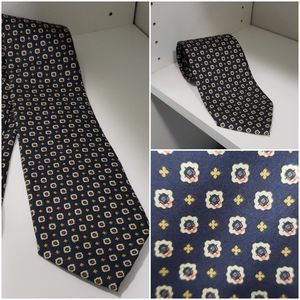 Point Carre/Beverly Hills Geometric Navy/Multi Tie